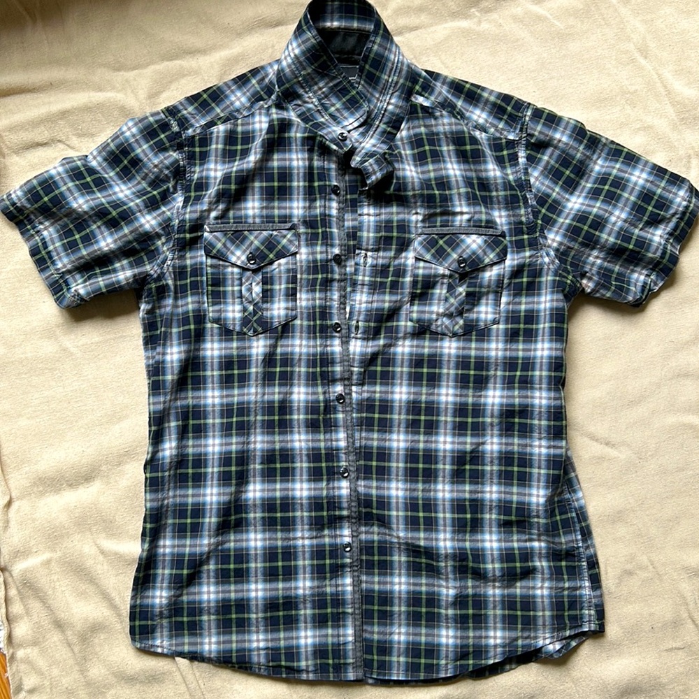 7 Diamonds navy/gray/green/white plaid 2-pocket short sleeve shirt EUC